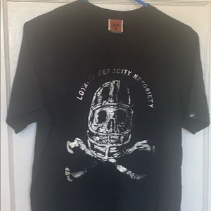 Men’s Nike Raiders tee shirt size L